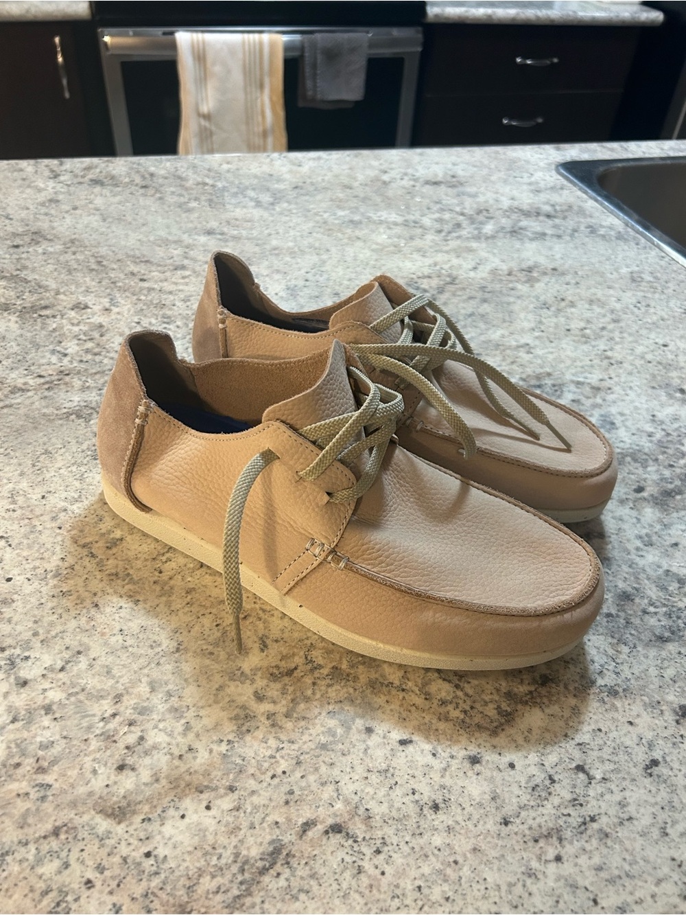 Clarks Men's Tan Leather Casual Lace-Up Loafers